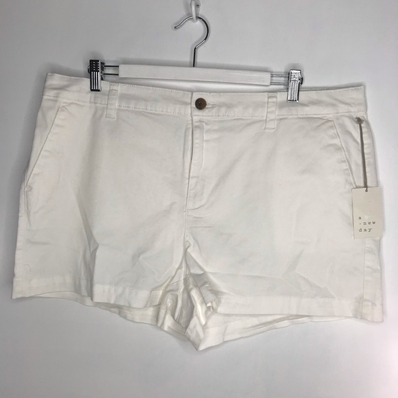 NWT white chino shorts sz 18 - Picture 2 of 8